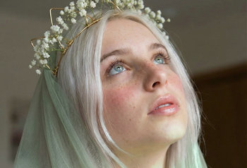 AI Girl:The Ethereal Portrait: Engineering Softness